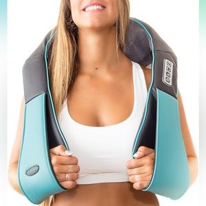 INVOSPA Shiatsu Back Shoulder and Neck Massager with Heat